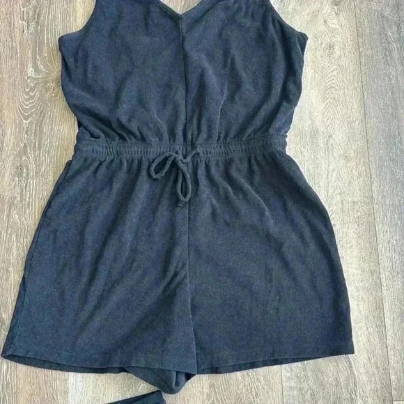 Old Navy Romper and shorts.  Women’s size large.  Both are black. - Picture 3 of 10